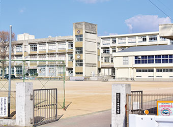 市立手柄小学校